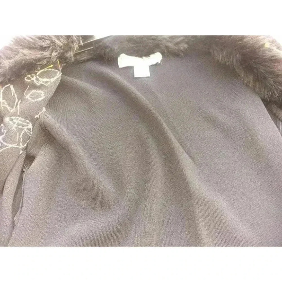 Victoria Harbour Women's Cardigan Sweater Black Floral Applique Faux Fur M - Picture 7 of 8